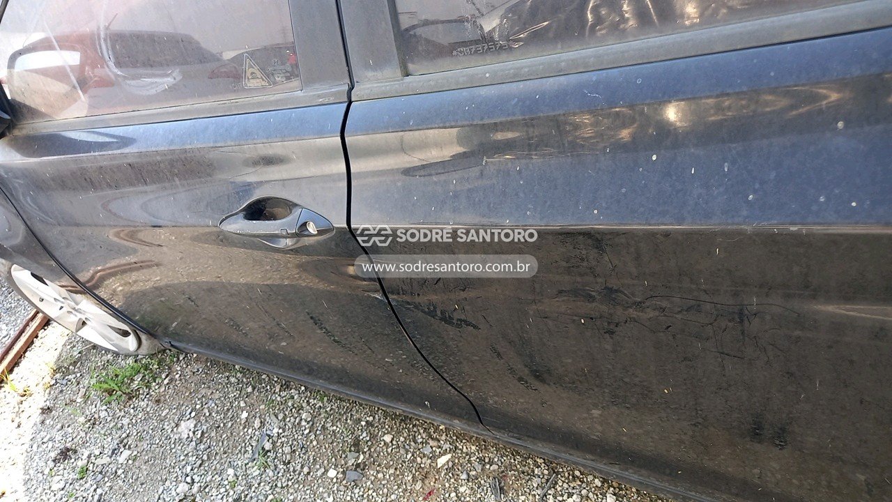 Foto 10 de 13: HYUNDAI - ELANTRA 2012/2013
