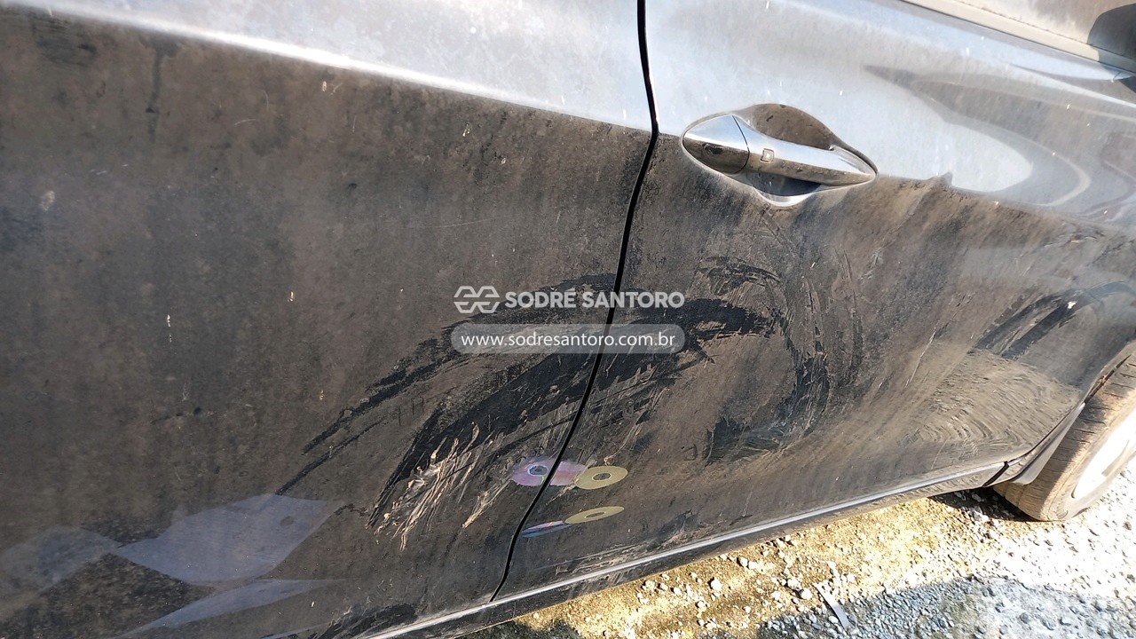 Foto 11 de 13: HYUNDAI - ELANTRA 2012/2013