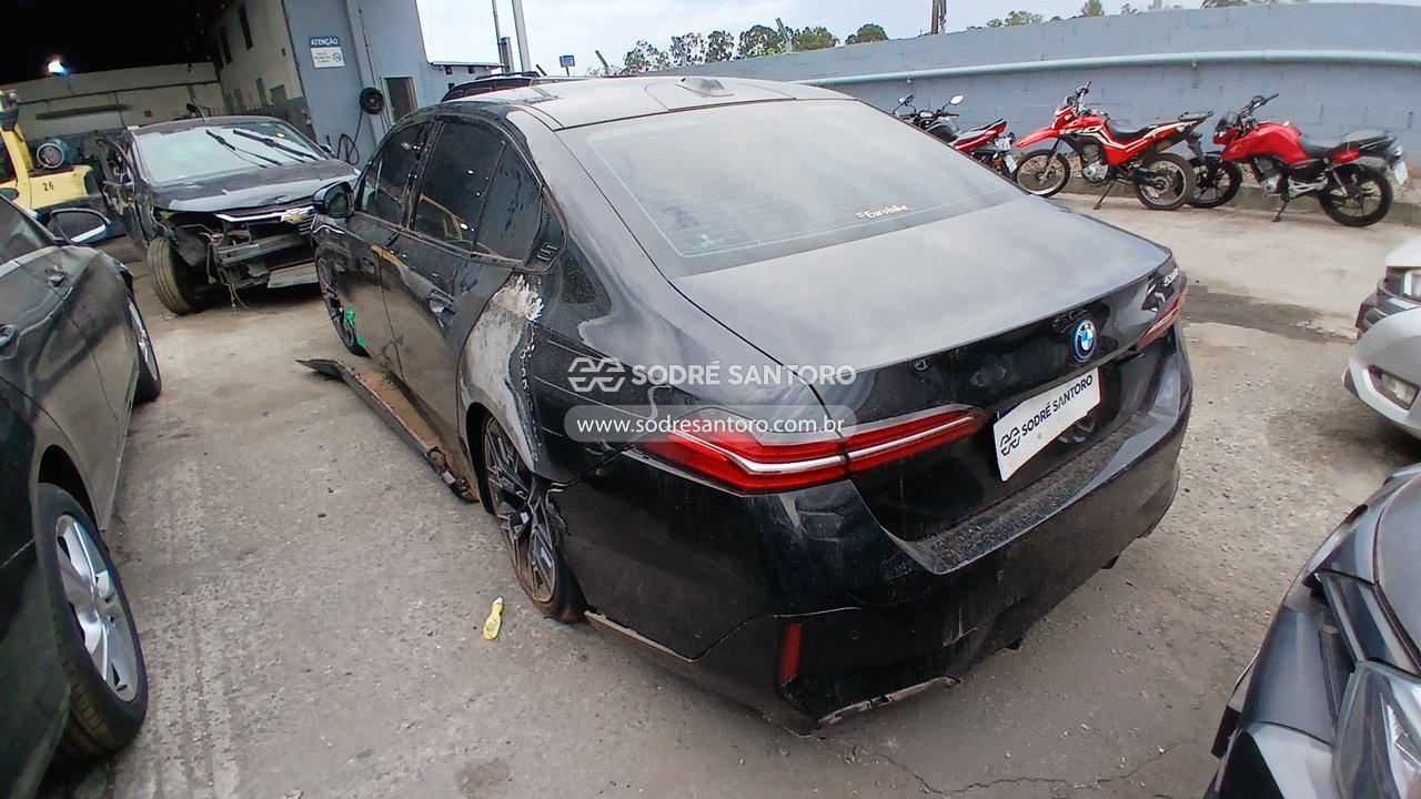 Foto 2: BMW - 530E M SPORT 2024/2024