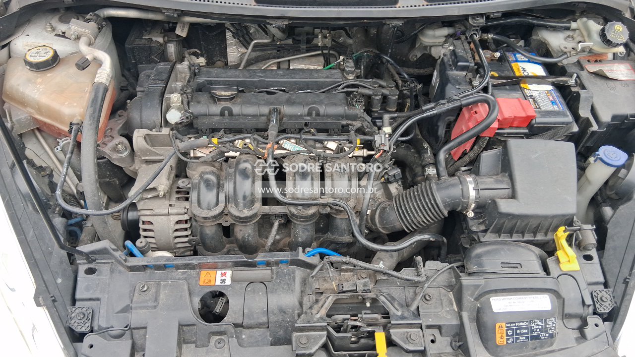 Foto 5: FORD - FIESTA HA 1.6L TI A 2014/2014