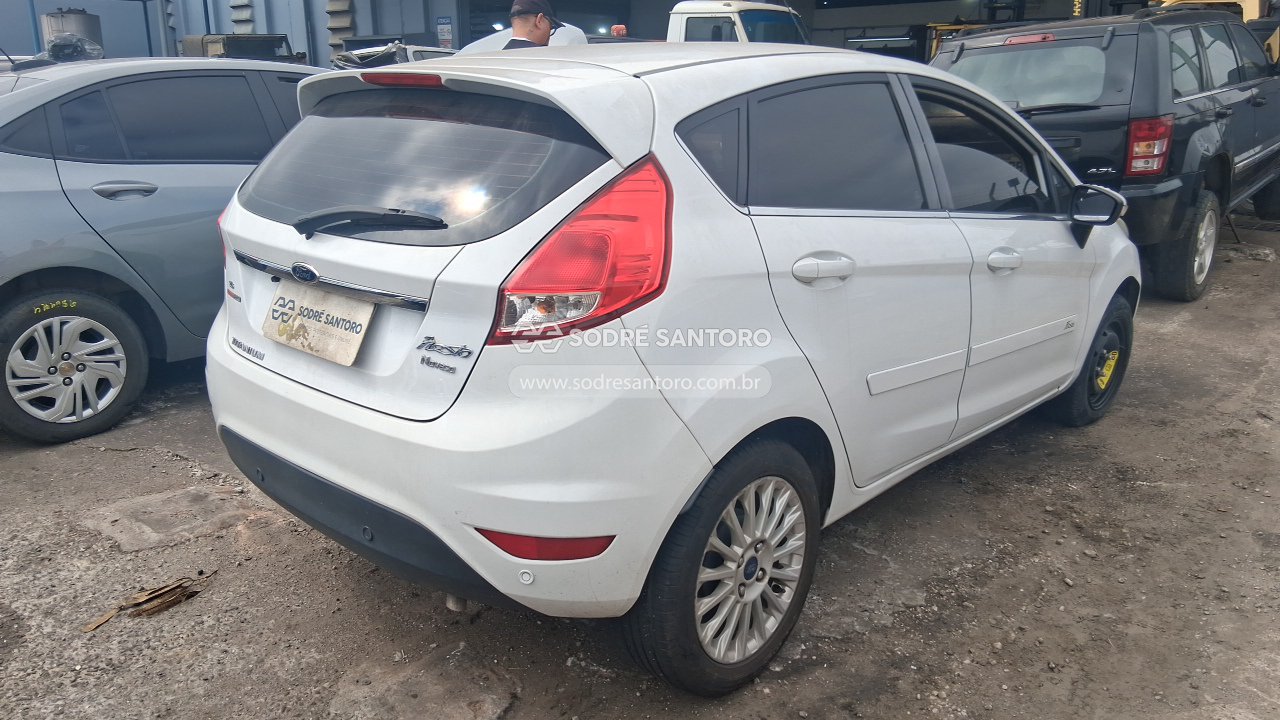 Foto 4: FORD - FIESTA HA 1.6L TI A 2014/2014