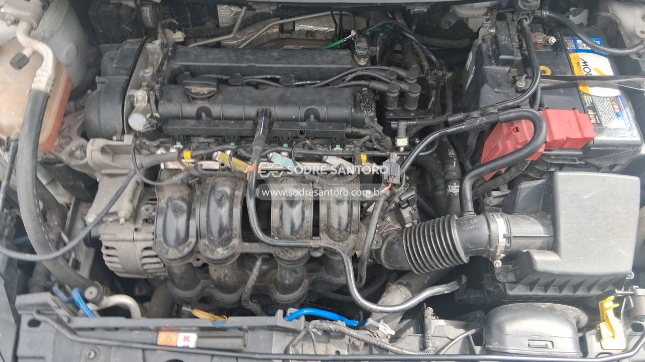 Foto 10 de 11: FORD - FIESTA HA 1.6L TI A 2014/2014