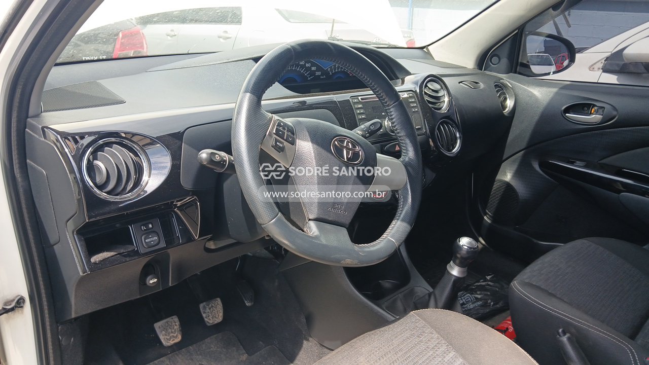 Foto 5: TOYOTA - ETIOS HB CROSS 2013/2014