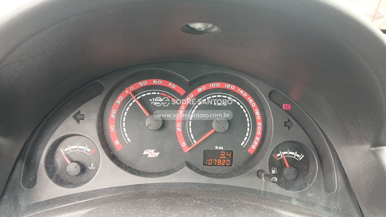 Foto 7 de 13: CHEVROLET - CORSA HATCH MAXX 2011/2011