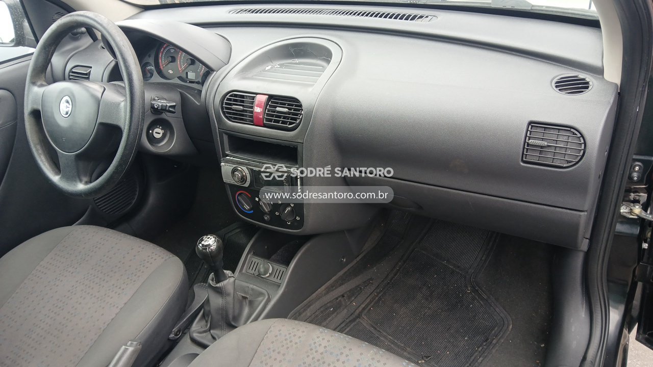 Foto 8 de 13: CHEVROLET - CORSA HATCH MAXX 2011/2011