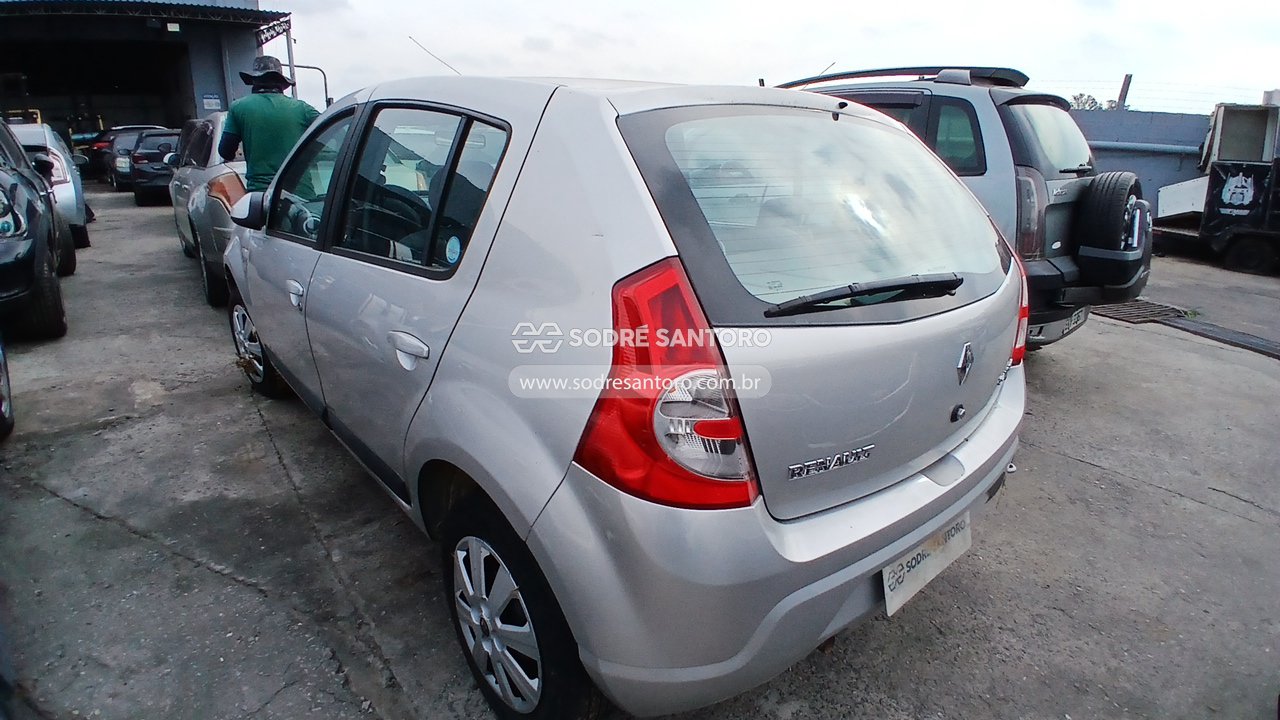Foto 2: RENAULT - SANDERO PRI 16 2010/2010