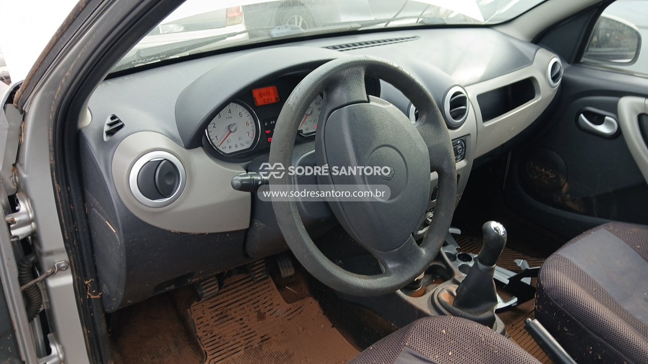 Foto 6 de 13: RENAULT - SANDERO PRI 16 2010/2010
