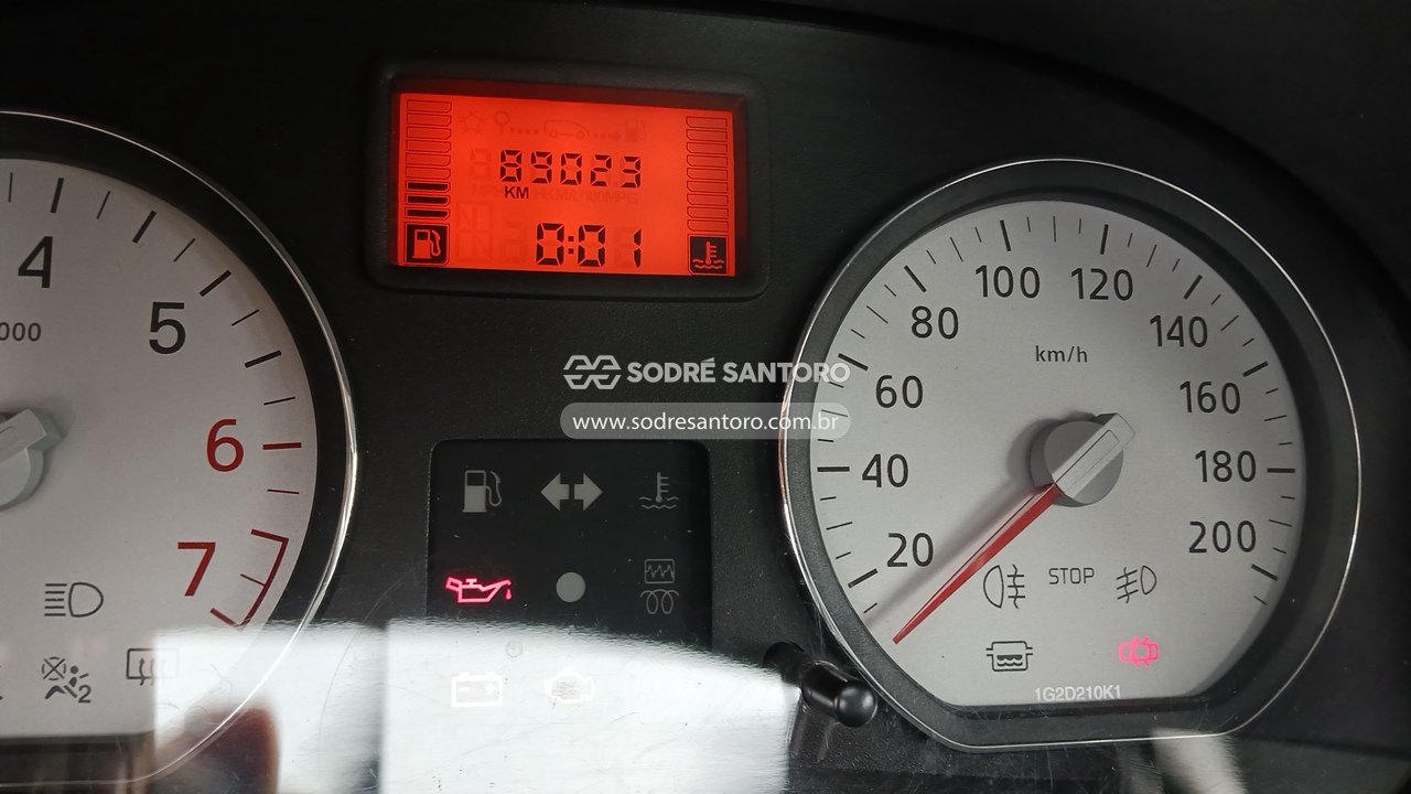 Foto 7 de 13: RENAULT - SANDERO PRI 16 2010/2010