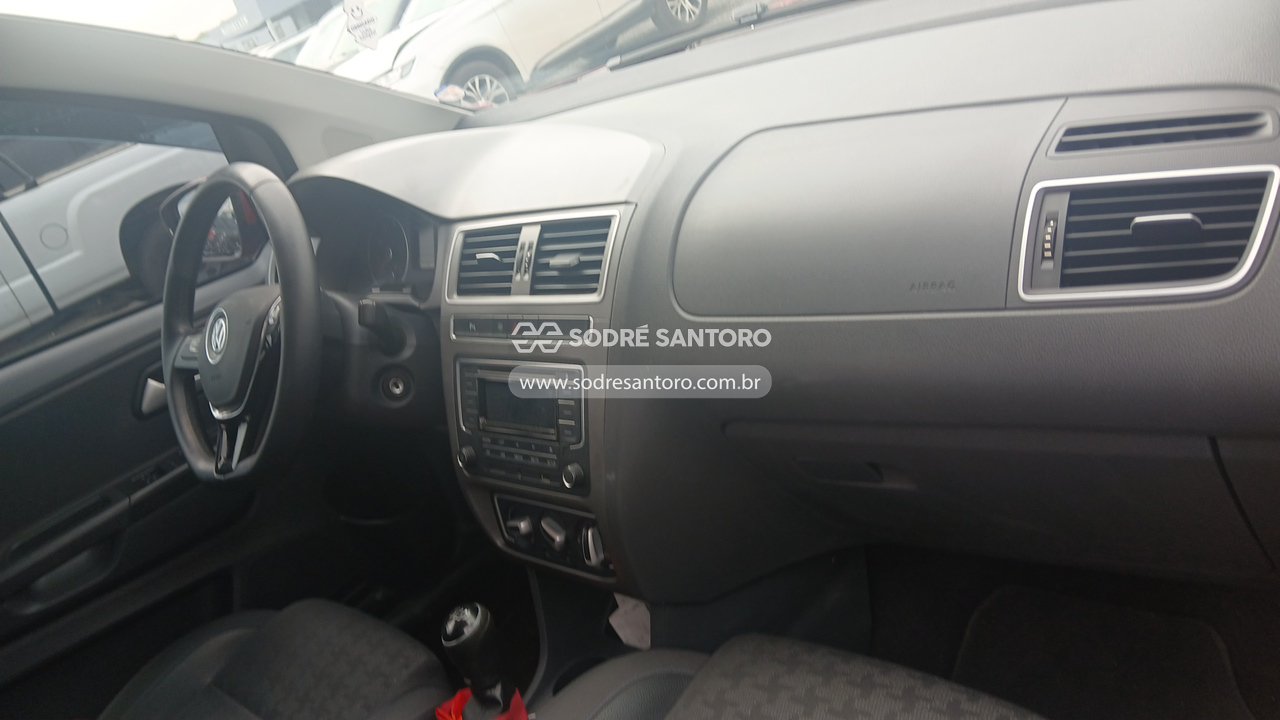 Foto 7 de 9: VOLKSWAGEN - FOX CL MB 2015/2016