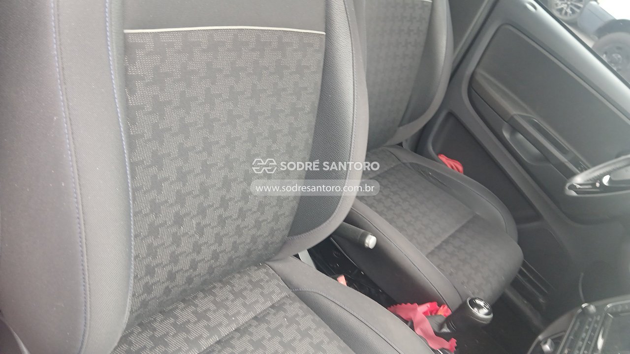 Foto 8 de 9: VOLKSWAGEN - FOX CL MB 2015/2016