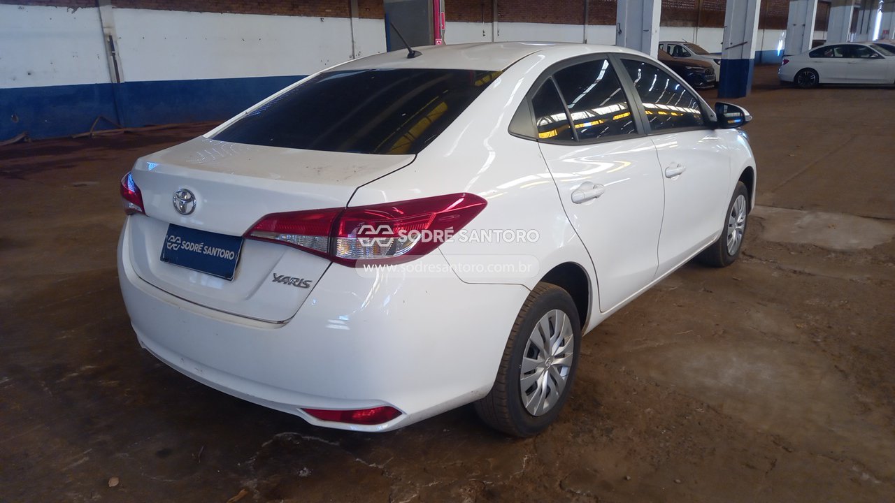 Foto 4: TOYOTA - YARIS SA XL15 2023/2023