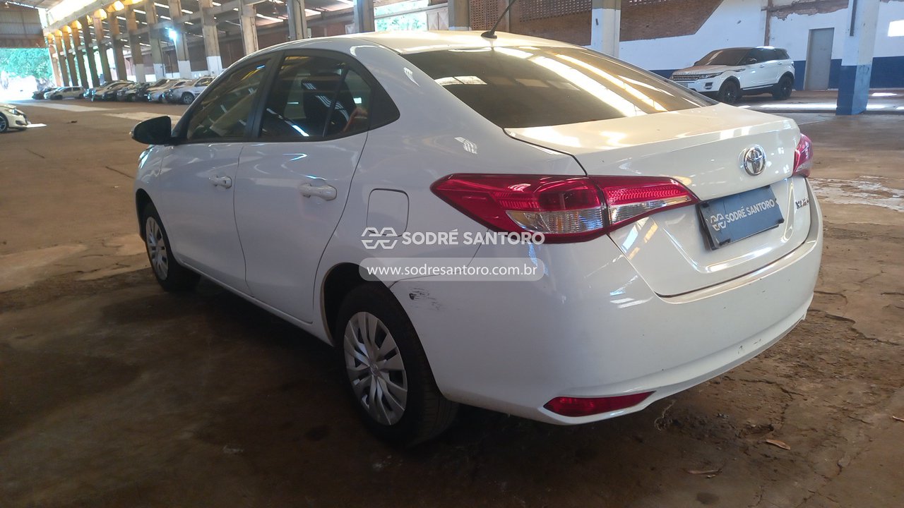 Foto 2: TOYOTA - YARIS SA XL15 2023/2023