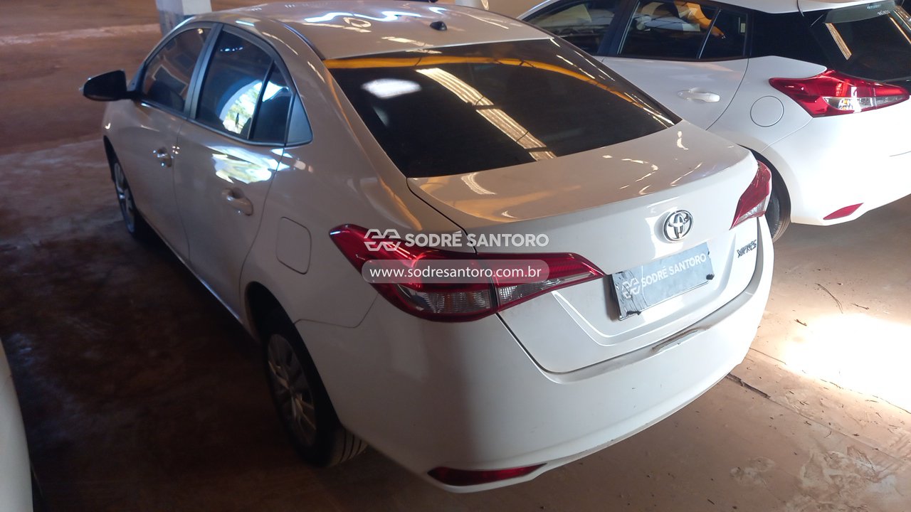 Foto 2: TOYOTA - YARIS SA XL15 2023/2023